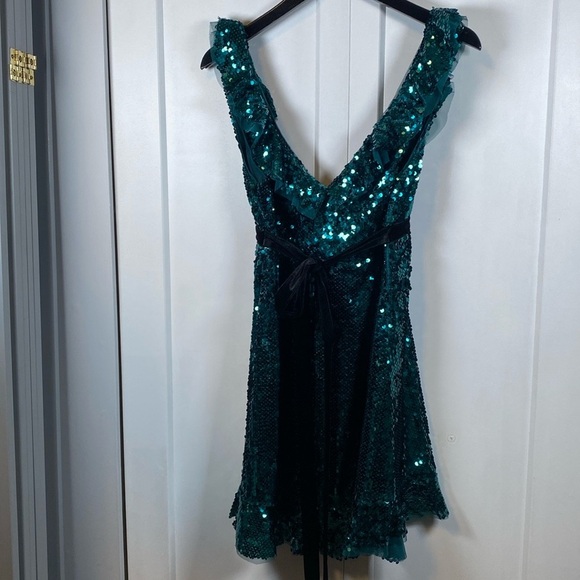 Free People | Spirulina Sequin Cocktail Dress - low back with waist tie - Size 8 - Picture 7 of 12